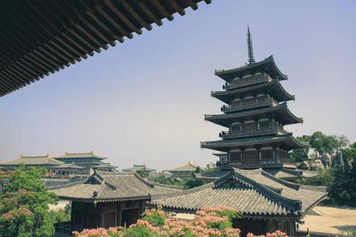 襄阳唐城影视基地游玩攻略 襄阳唐城影视基地游玩攻略