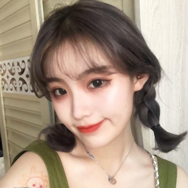 深圳书佳逸职业剪辑师23岁身高168.5 深圳书佳逸职业剪辑师23岁身高168.5