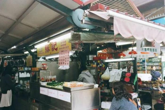 三盏灯美食街 三盏灯美食街