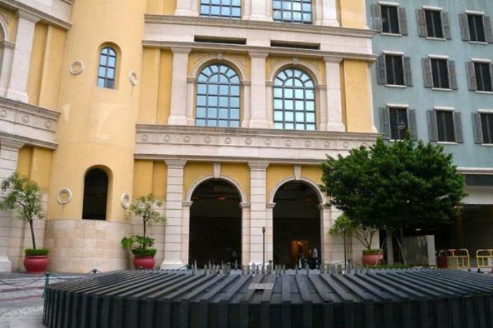 河边新街 河边新街