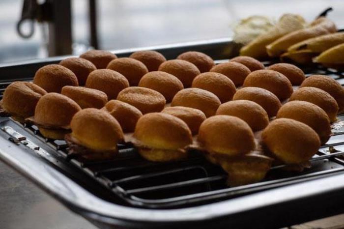 河边新街 河边新街