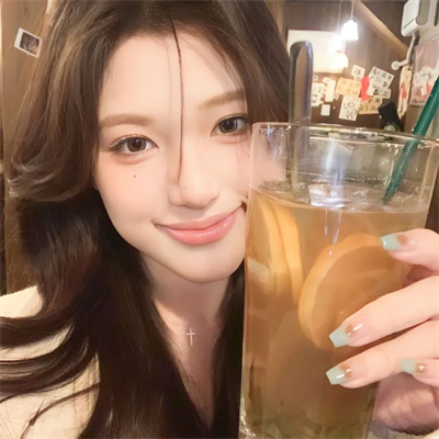 广州斯筠职业摄影师18岁身高164.5 广州斯筠职业摄影师18岁身高164.5