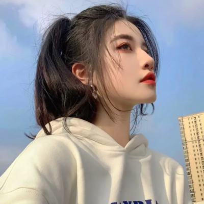 重庆让娅职业客服24岁身高161.5 重庆让娅职业客服24岁身高161.5