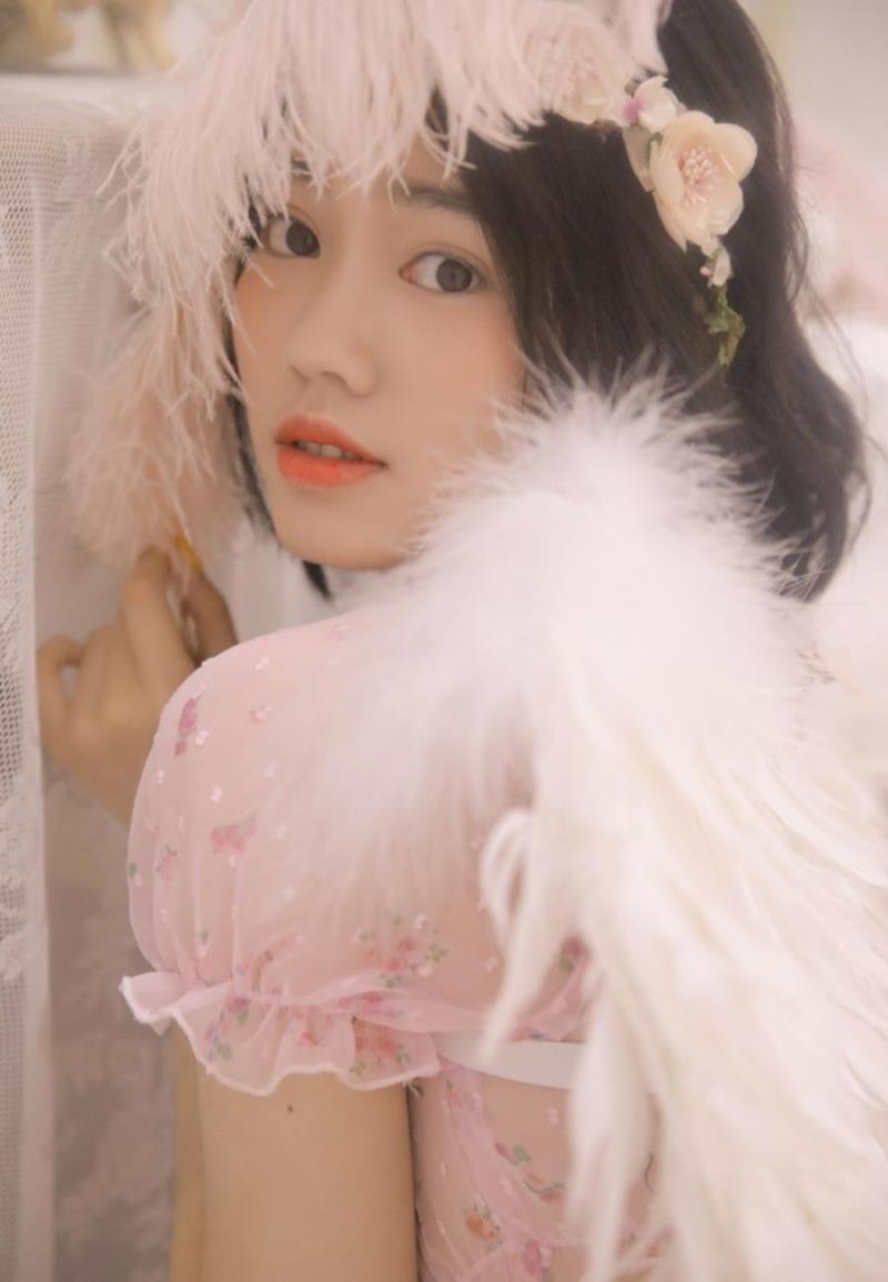 深圳佛洁玉职业试吃员18岁身高161 深圳佛洁玉职业试吃员18岁身高161