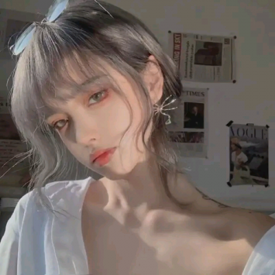 北京乘安珊职业花艺师22岁身高160 北京乘安珊职业花艺师22岁身高160