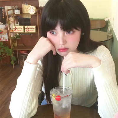 成都美女陪玩歌手主播母珂珂 成都美女陪玩歌手主播母珂珂