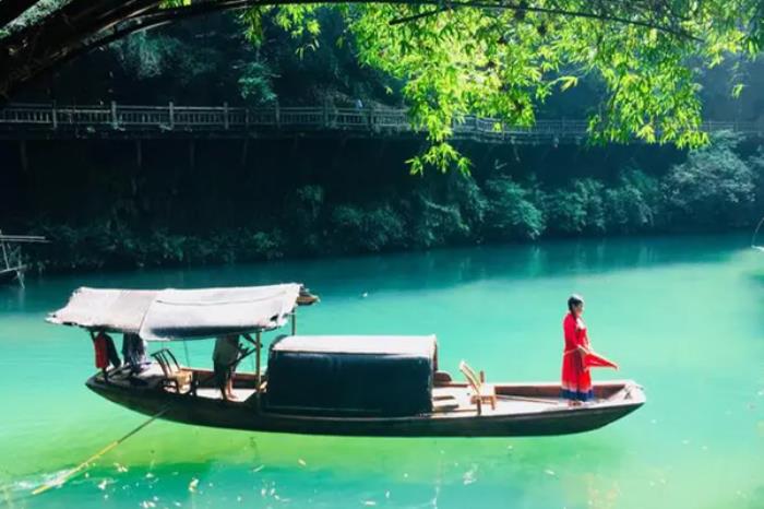 董宇辉去夷陵都去了哪些地方 董宇辉去夷陵都去了哪些地方