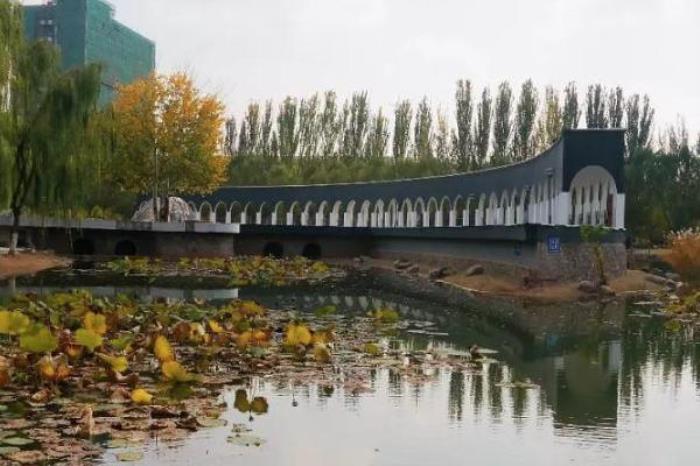 新月广场 新月广场