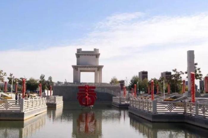 新月广场 新月广场