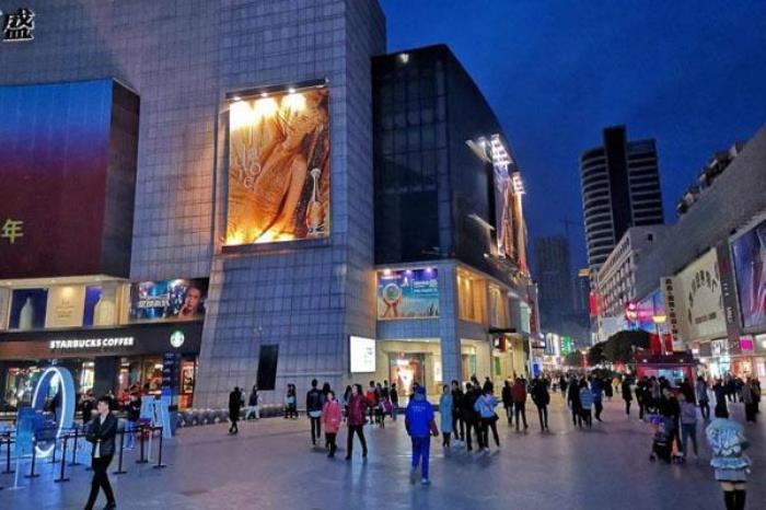 淮河路步行街 淮河路步行街