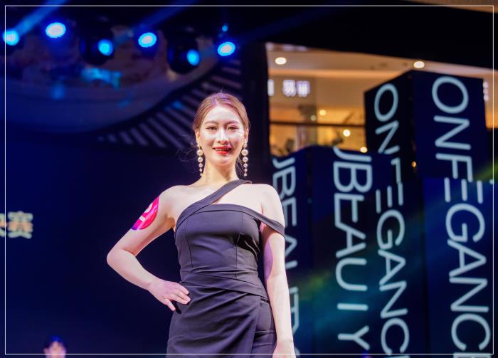 胸模大赛(第二届国际胸模大赛) 胸模大赛(第二届国际胸模大赛)